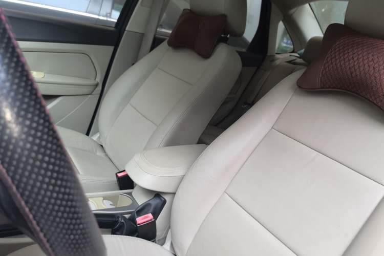 Used Ford Focus 2011 Sedan 1.8L Automatic Fashion Edition
