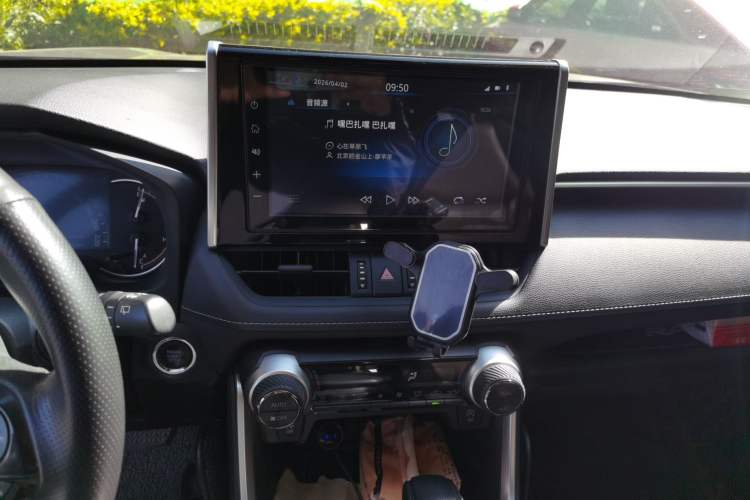 Used Toyota RAV4 2020 2.0L CVT 4x4 Trend Edition
