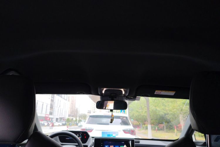 Used Toyota FAW bZ4X 2022 Two-Wheel-Drive Long-Range JOY Edition Headliner