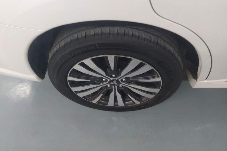 Used Mitsubishi Outlander 2021 2.0L Two-Wheel Drive Comfort Edition 5 Seats
