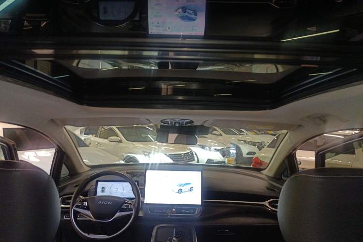 Used AION V 2024 Plus 70 Star Edition Lithium Iron Phosphate Headliner