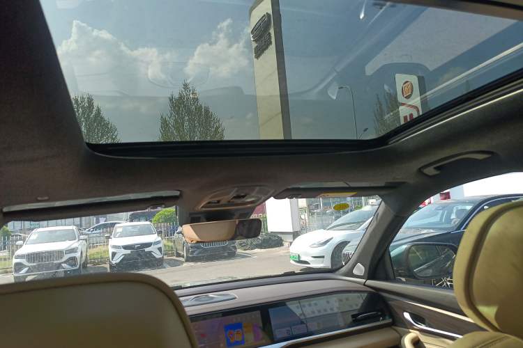 Used Geely Auto Monjaro L 2025 Dongfang Yao 2.0TD Automatic All-Wheel-Drive Wangyue Edition Headliner