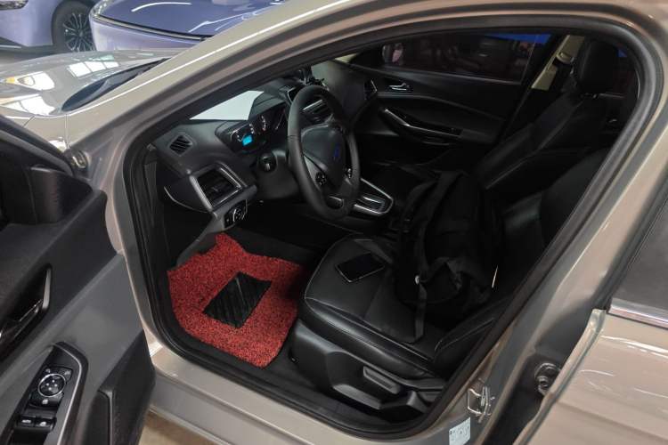 Used Ford Escort 2015 1.5L Automatic Fashion Model Driver Seat