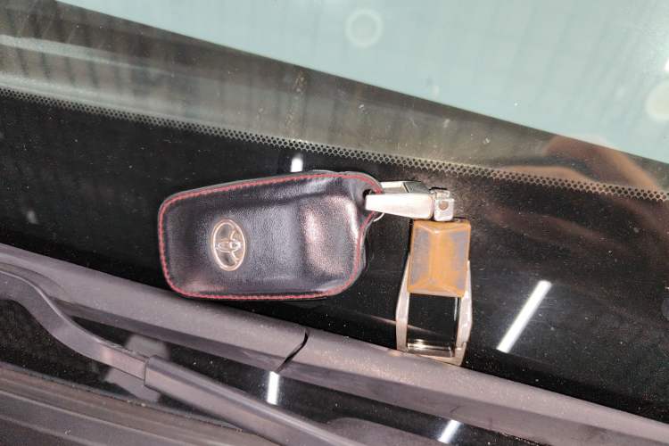 Used Toyota RAV4 2018 2.0L CVT Two-Wheel Drive Fashion X Edition