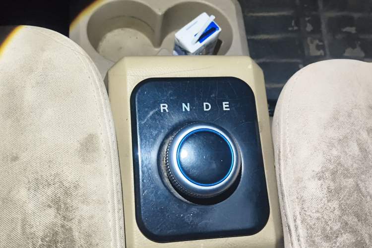 Used Dongfeng Xiaokang EC36 2020 Standard Model CATL Battery Gear Lever