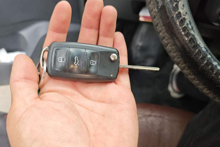 Used Volkswagen Bora 2013 1.6L Automatic Fashion Model