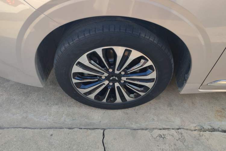 Used Wuling Jiachen 2022 1.5T CVT Deluxe Flagship Edition