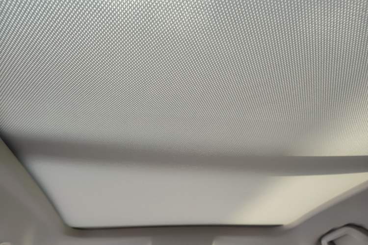 Used Haval H2 2018 Blue-Label 1.5T Dual-Clutch Two-Wheel-Drive Luxury Model