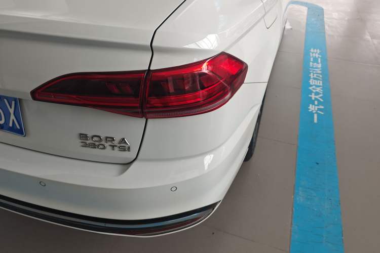 Used Volkswagen Bora 2024 280TSI DSG Comfort Edition Right Rear Taillight