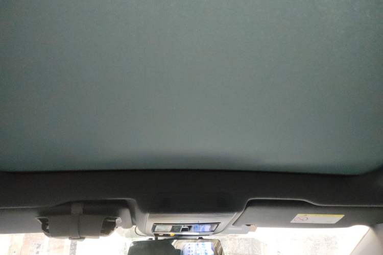 Used Volkswagen ID.4 CROZZ 2021 Long-Range Lite PRO Two-Wheel Drive Version