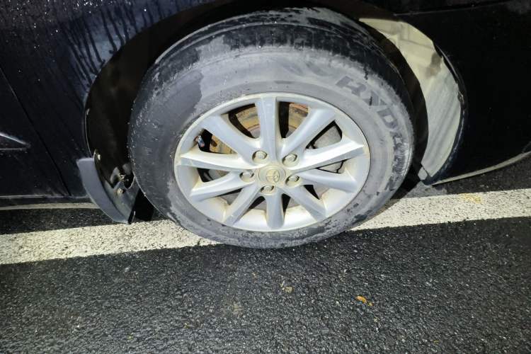 Used Toyota Camry 2010 240G Classic Edition Right Front Wheel Hub