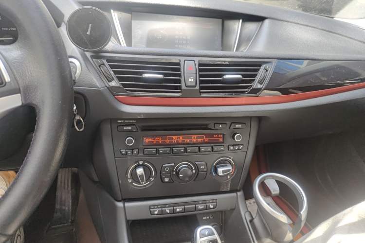 Used BMW X1 2015 sDrive18i Fashion Upgrade Edition