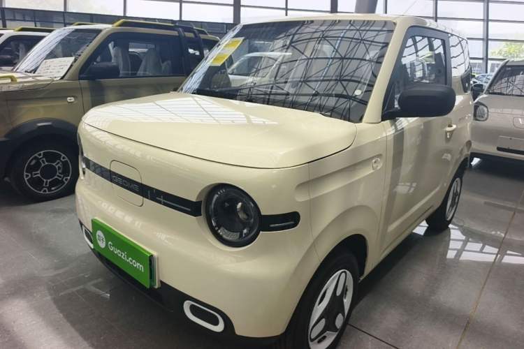 Used Geely Galaxy Panda 2025 210 km – Yuanqi Bear