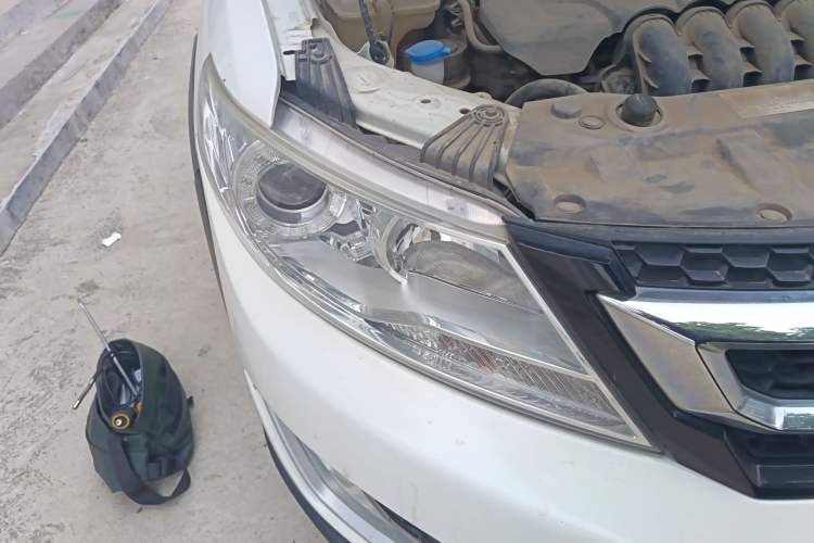 Used Dongfeng Aeolus AX3 2016 1.5L Manual Shangkue Model Right Front Headlight