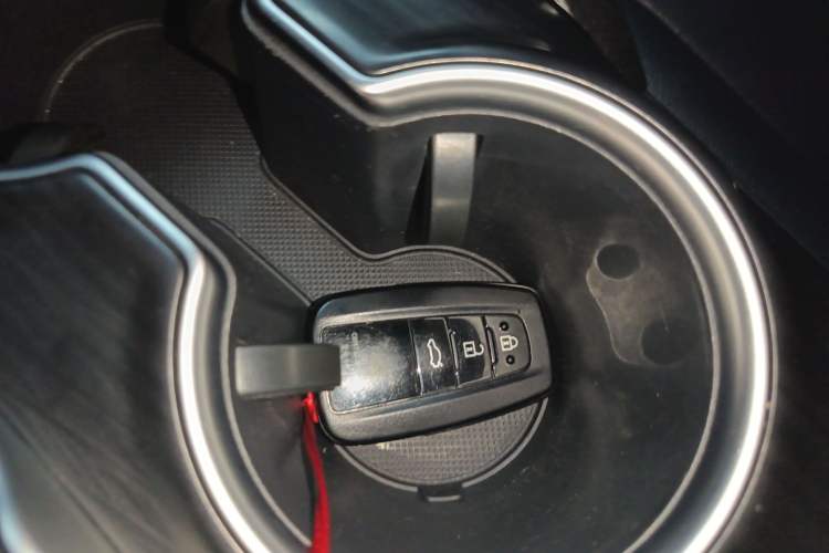 Used Toyota Camry 2021 2.5G Luxury Edition Interior 1