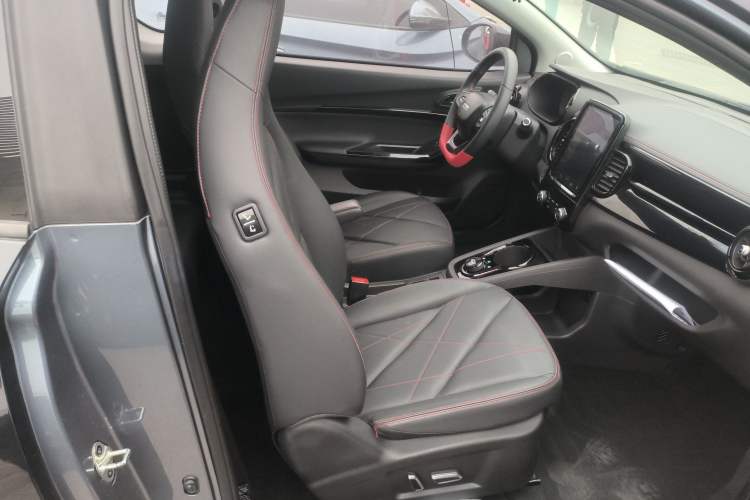 Used Chery Little Ant 2022 Revised Version Sweet Pink Edition Half-Sugar Version Lithium Iron Phosphate 30.7 kWh 30 kW 301 km