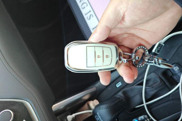 Used Toyota Corolla Cross 2024 2.0L Elite Edition
