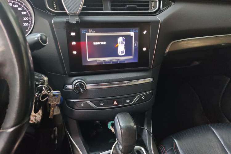 Used Peugeot 408 2015 1.2T Automatic Luxury Edition Audio And AC Panel