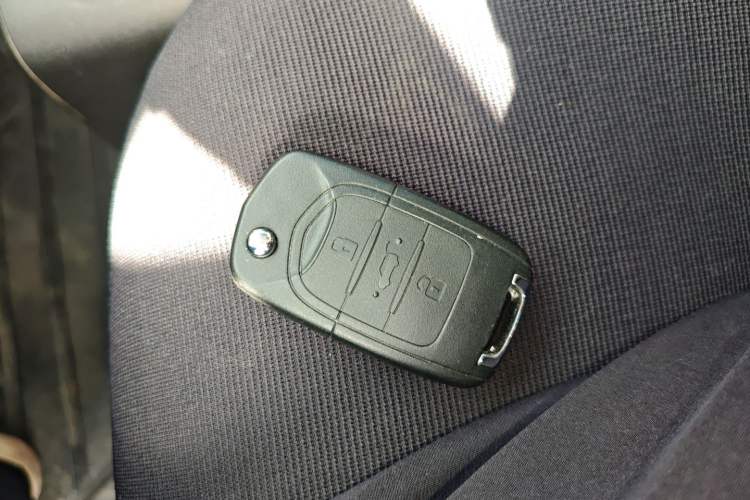 Used Wuling Hongguang MINIEV 2024 3rd Generation 215km Youth Edition Vehicle Key