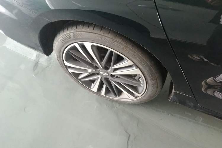 Used Chery Arrizo 8 2023 High-Performance Edition 2.0T DCT Powerfully Equipped