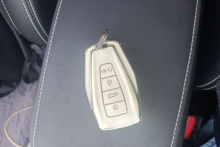 Used Geely Auto Emgrand X7 Sport 2022 Boyue X 1.8TD DCT Smart Model Vehicle Key