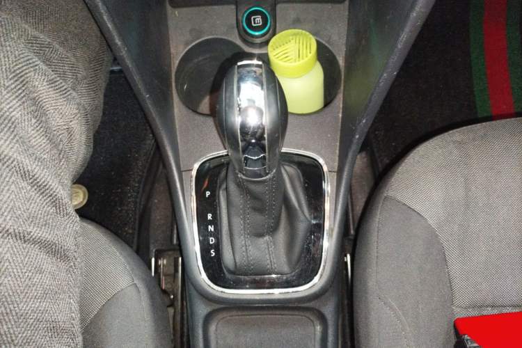 Used Volkswagen Polo 2016 1.6L Automatic Comfort Model