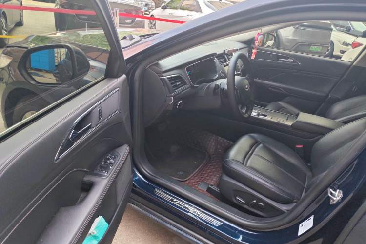 Used Ford Taurus 2016 EcoBoost 180 Luxury Model Driver Seat