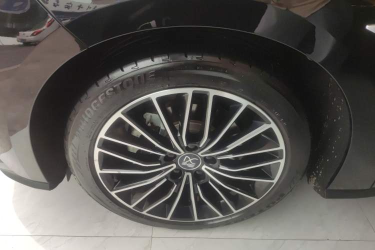 Used BYD Han 2020 EV Long-Range Luxury Model
