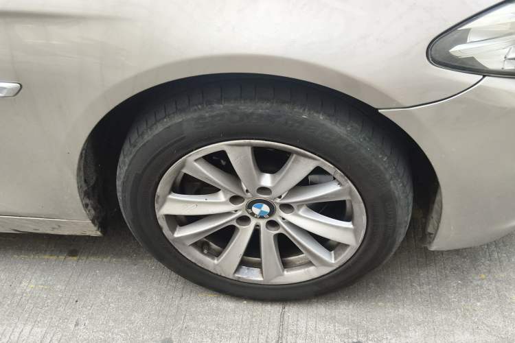 Used BMW 5 Series 2017 520Li Elegant Edition
