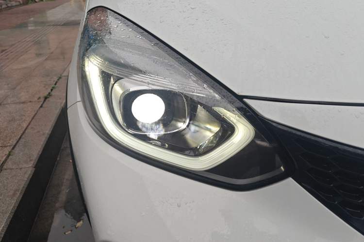 Used Honda LIFE 2021 1.5L CVT CRO-S Fun Edition Right Front Headlight