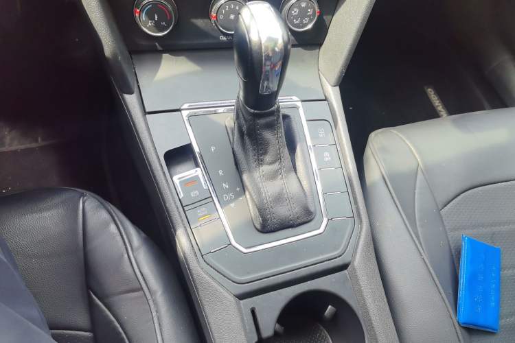 Used Volkswagen Lamando 2017 230TSI DSG Fashion Edition
