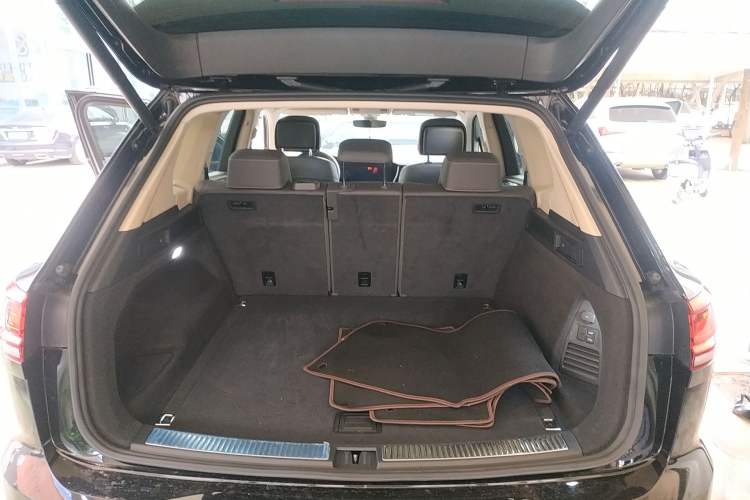 Used Volkswagen Touareg 2019 3.0 TSI RuiFeng Edition China VI Standard Trunk