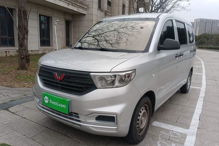 Used Wuling Hongguang V 2021 1.5L Jingqu Version LAR