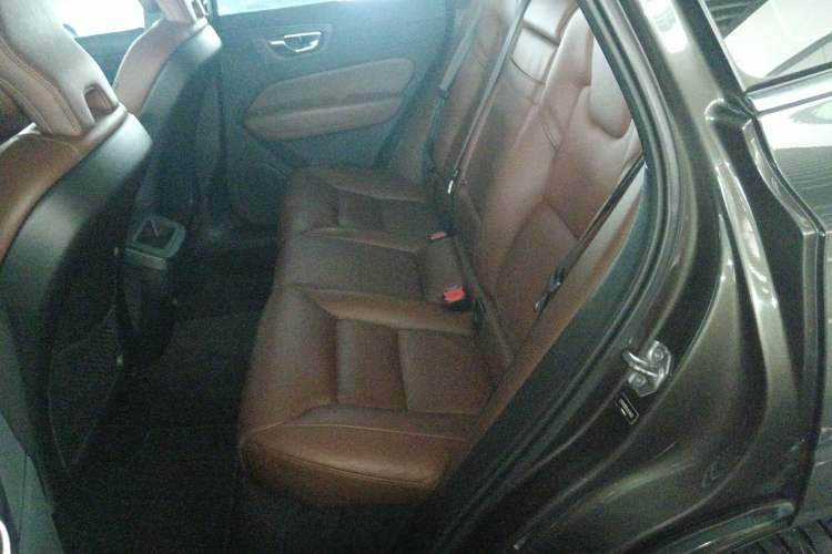 Used Volvo XC60 2020 T5 4x4 Zhiyi Luxury Edition