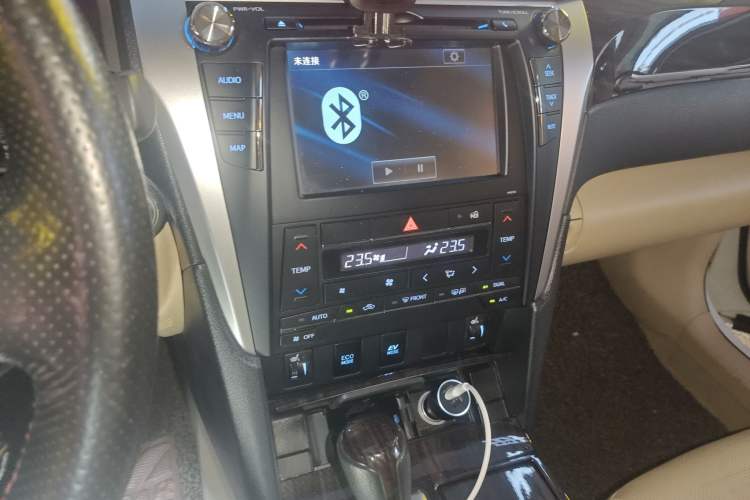 Used Toyota Camry 2015 Dual-Engine 2.5 HG Luxury Navigation Edition