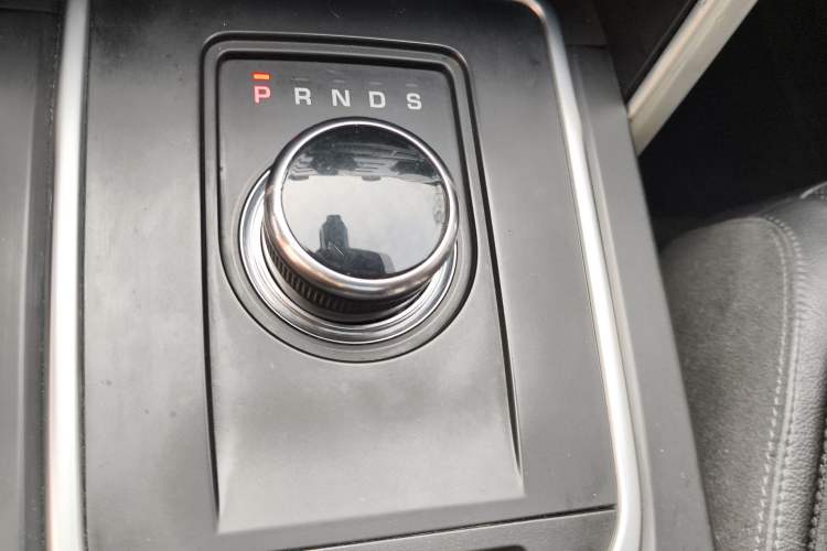 Used Land Rover Discovery Sport 2017 2.0T SE
