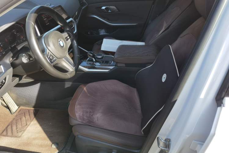 Used BMW 3 Series 2020 Facelifted 325Li xDrive M Sport Package
