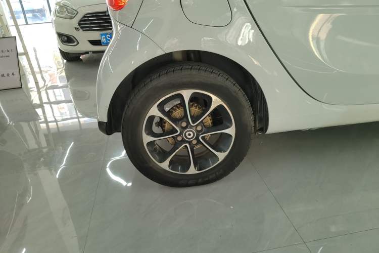 Used smart fortwo 2015 1.0L 52 kW hardtop Dynamic version
