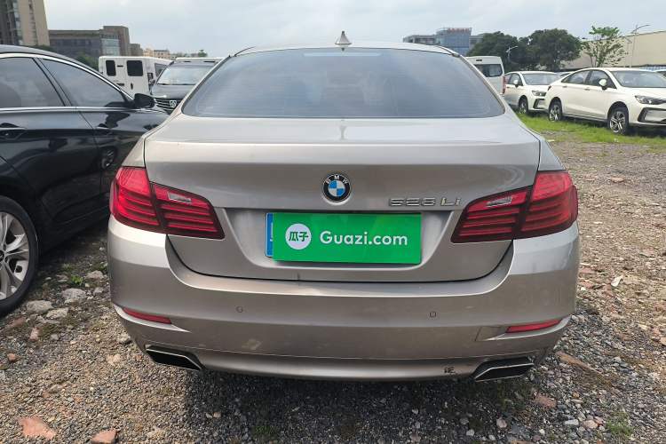 Used BMW 5 Series 2014 528Li Leading Model Rear