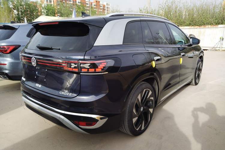 Used Volkswagen ID.6 CROZZ 2022 High-Performance PRIME Edition Rear Right 45 Deg