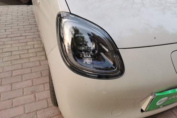 Used Wuling Hongguang MINIEV 2025 Four-Door Version Zhenxiang+ Edition Right Front Headlight