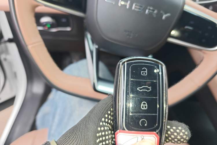 Used Chery Tiggo 8 L 2024 2.0T Two-Wheel Drive Comfort Edition 5 Seats