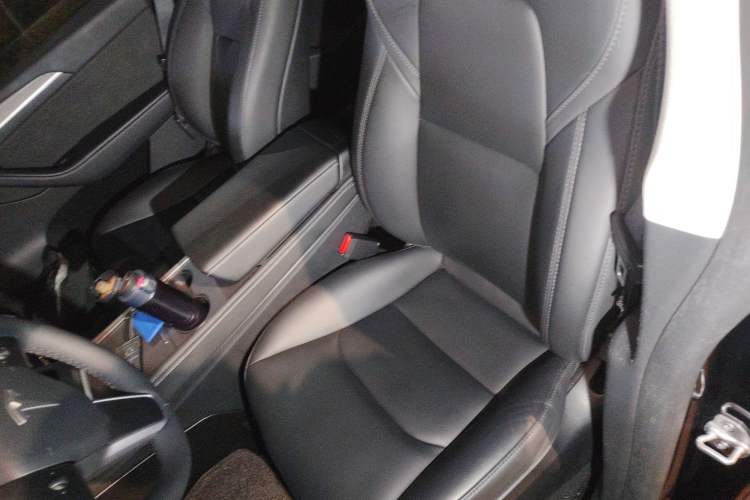 Used Tesla Model Y 2023 Rear-Wheel-Drive Version