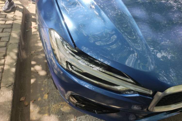 Used Volvo XC60 New Energy 2019 T8 E-Drive Hybrid Intelligent Luxury Sport Edition China V Standard
