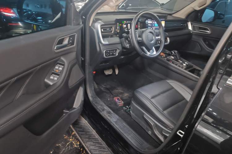 Used Great Wall Poer 2024 2.4T Passenger Version Automatic Diesel 4x4 Comfort Trim