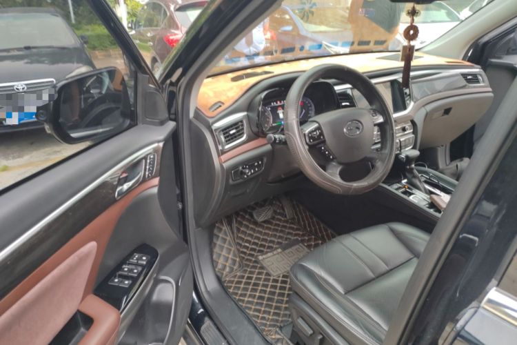 Used GAC Trumpchi GS8 2017 320T Two-Wheel Drive Luxury Smart Connectivity Version (7 Seats) Driver Seat