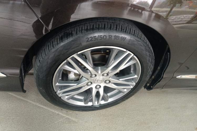 Used Honda Elysion 2019 2.0L Hybrid Supreme Edition