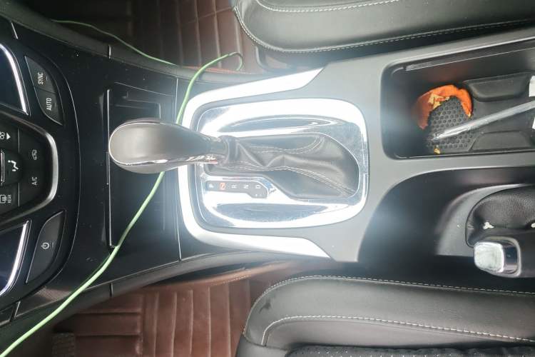 Used Buick Regal 2014 1.6T Fashionable Tech Edition