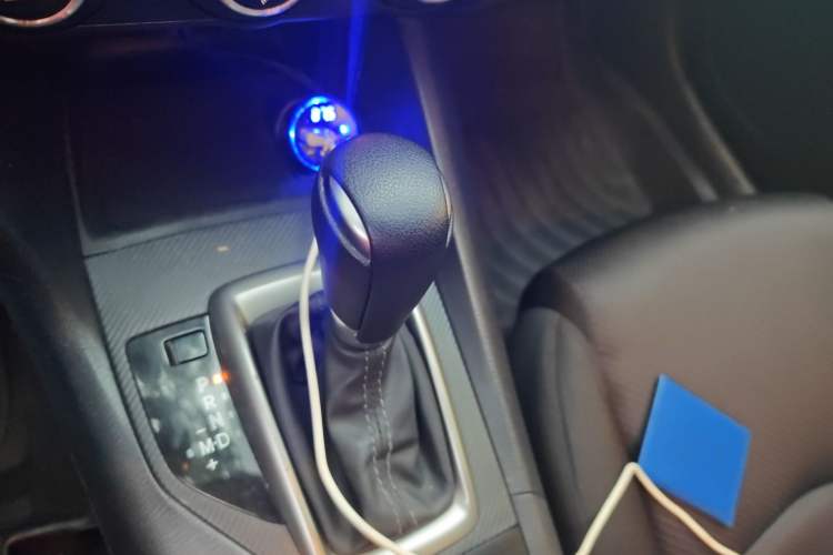 Used Mazda 3 Axela 2017 Sedan 1.5L Automatic Comfort Model Emission Standard China V Gear Lever