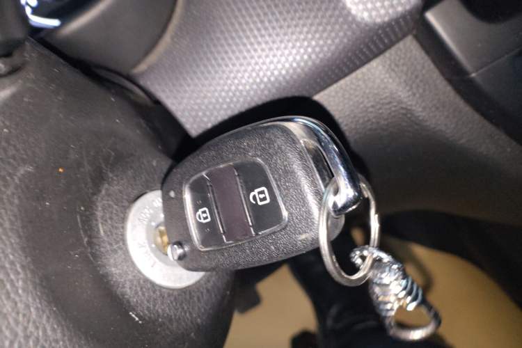 Used Hyundai Verna (older generation) 2020 1.4L Manual GL Refreshed Edition Vehicle Key